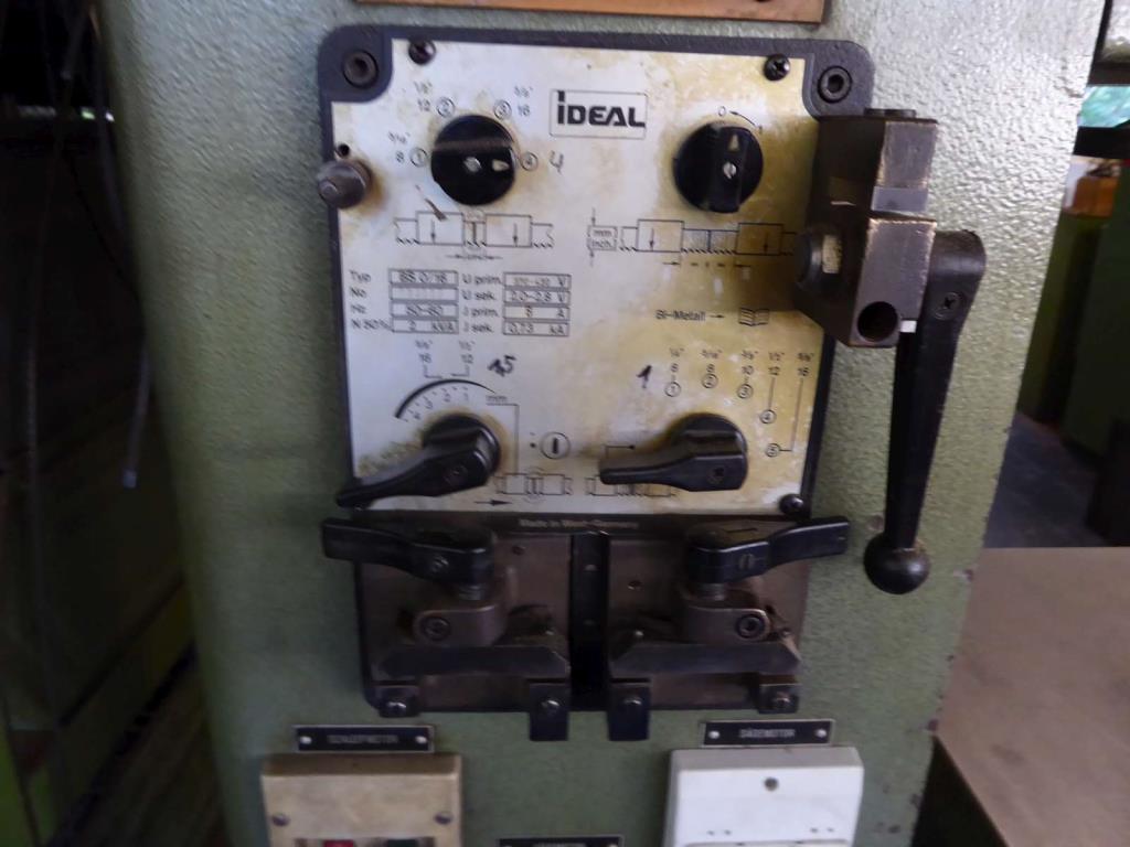 Maszyny do produkcji okuć meblowych i zestawów drzwiowych-7