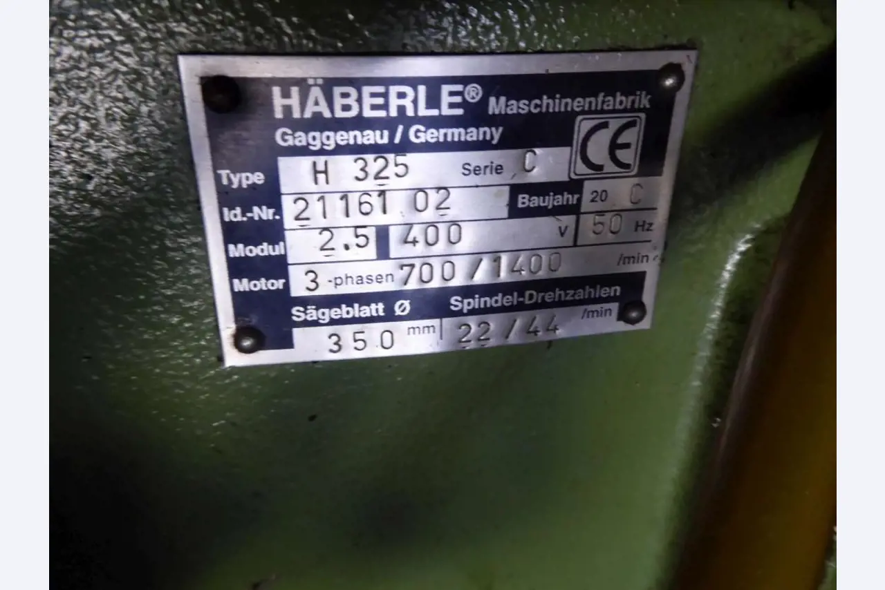 Machines pour la fabrication de ferrures de meubles et de garnitures de portes-5