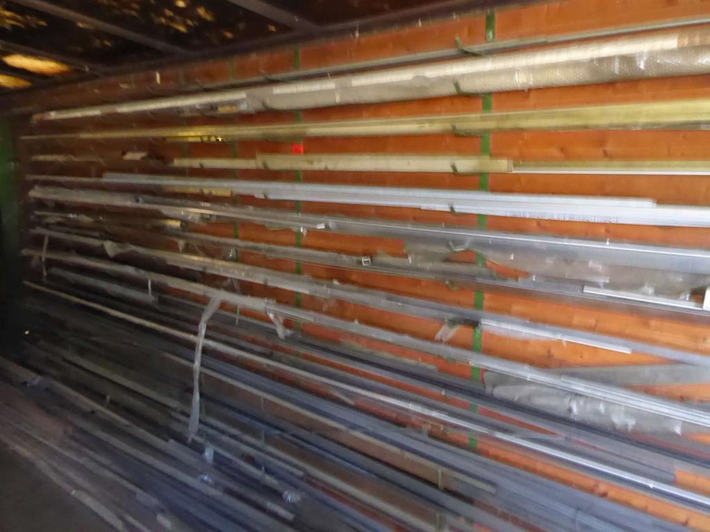 Maszyny do produkcji okuć meblowych i zestawów drzwiowych-11