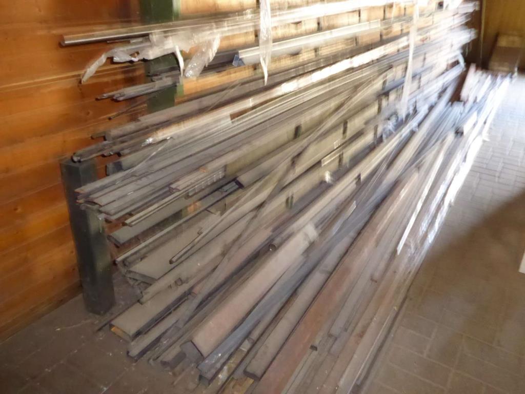 Maszyny do produkcji okuć meblowych i zestawów drzwiowych-12