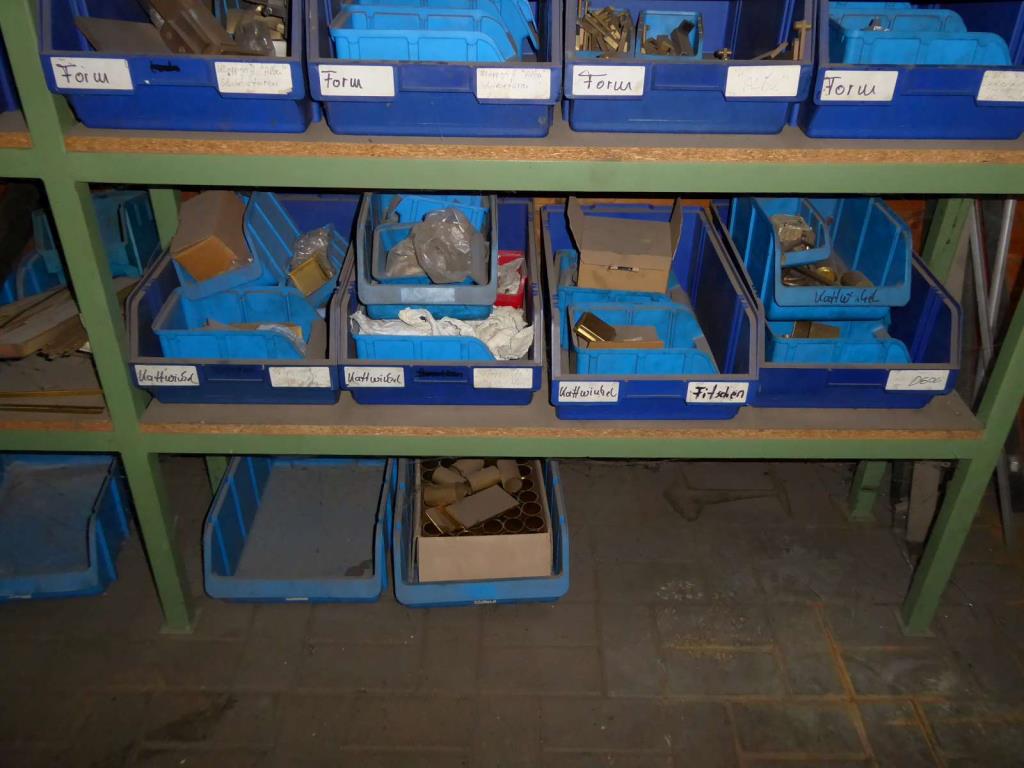 Maszyny do produkcji okuć meblowych i zestawów drzwiowych-3