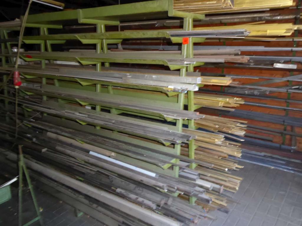 Maszyny do produkcji okuć meblowych i zestawów drzwiowych-7