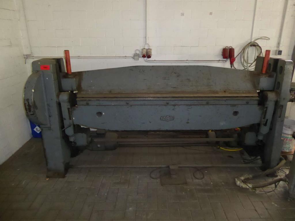 Maszyny do produkcji okuć meblowych i zestawów drzwiowych-7