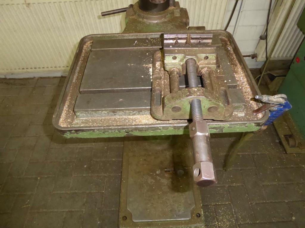 Maszyny do produkcji okuć meblowych i zestawów drzwiowych-8