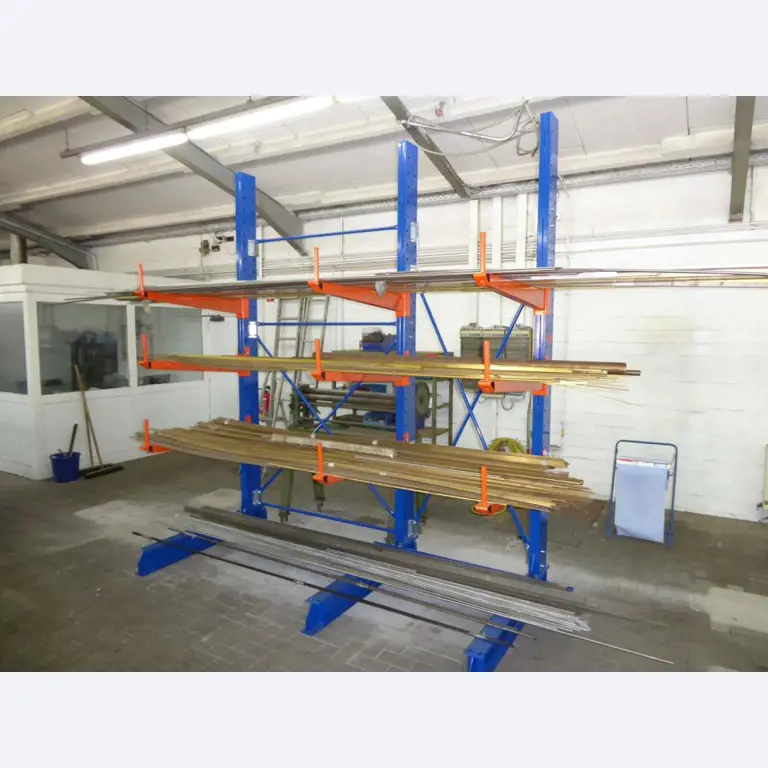 Máquinas para la fabricación de herrajes para muebles y juegos de puertas-2