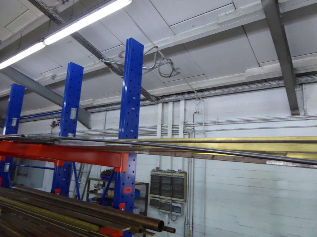 Maszyny do produkcji okuć meblowych i zestawów drzwiowych-5