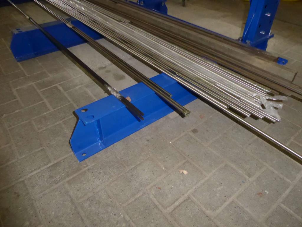 Maszyny do produkcji okuć meblowych i zestawów drzwiowych-8