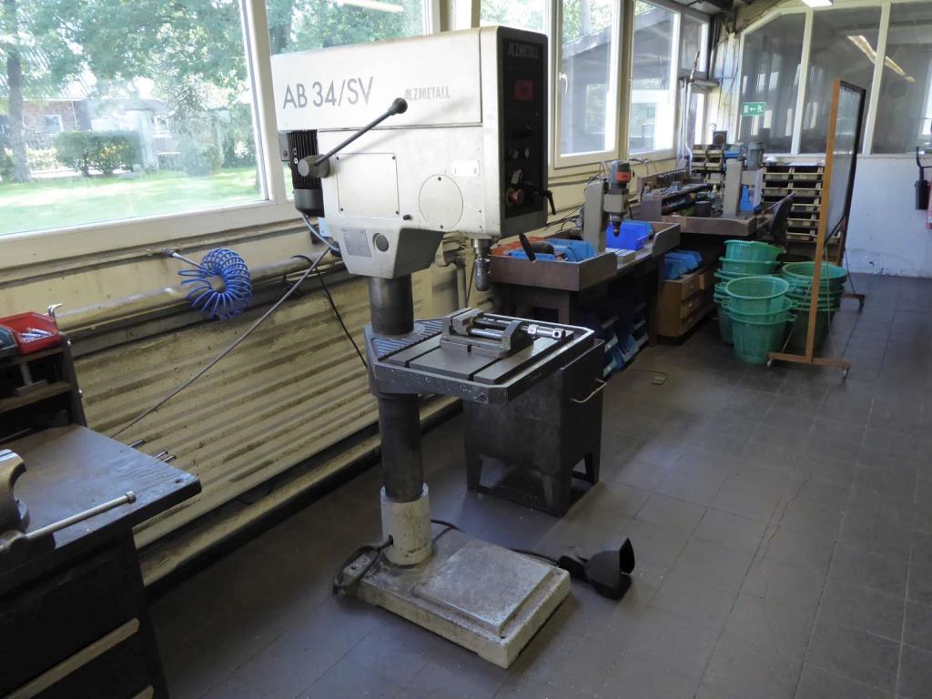 Maszyny do produkcji okuć meblowych i zestawów drzwiowych-6