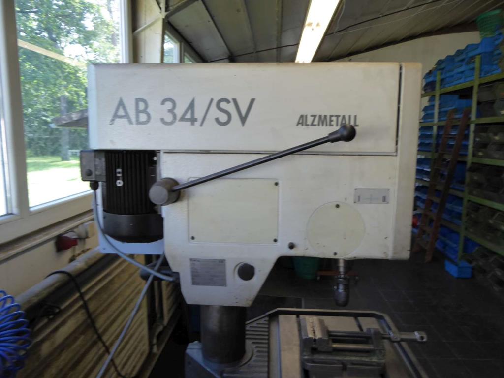 Maszyny do produkcji okuć meblowych i zestawów drzwiowych-7