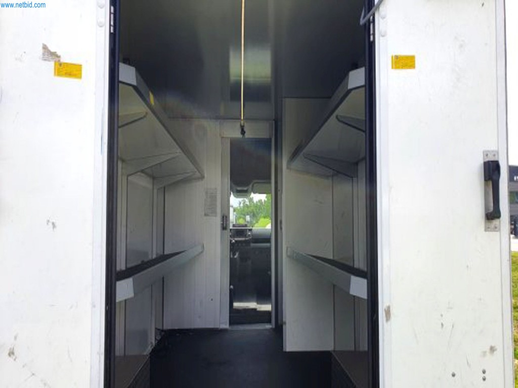 Veículos da empresa-30