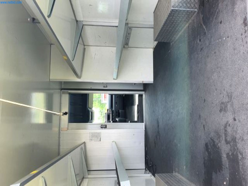 Veículos da empresa-31