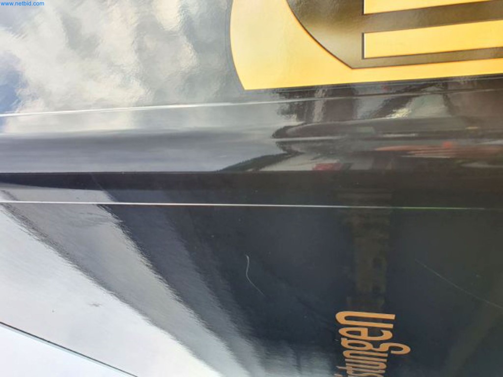 Veículos da empresa-75