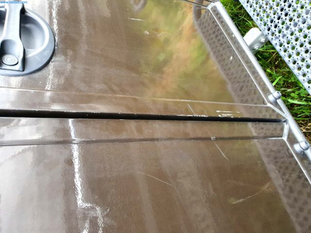 Veículos da empresa-76