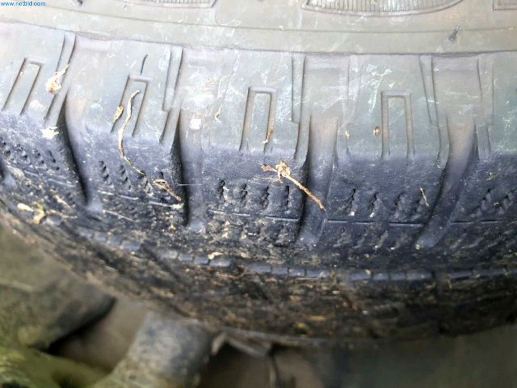 Veículos da empresa-93