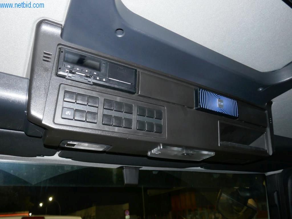 Pojazdy służbowe-10