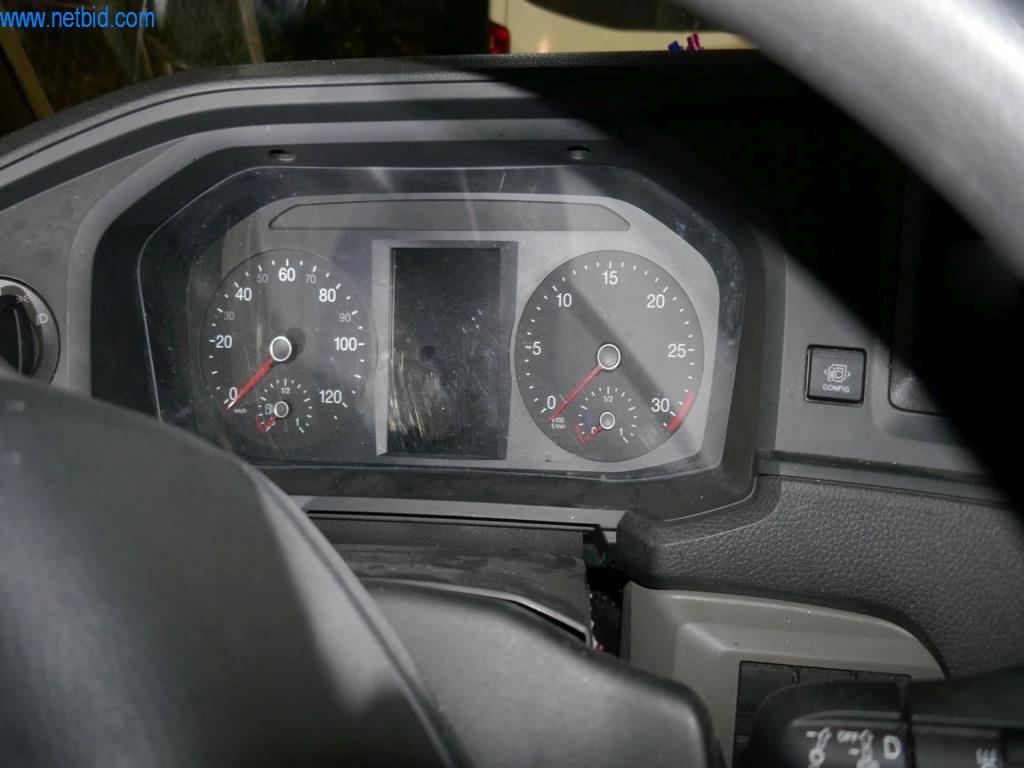 Pojazdy służbowe-9