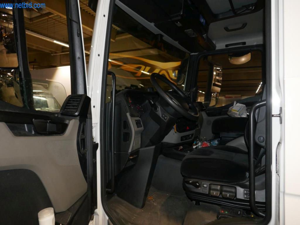 Veículos da empresa-8