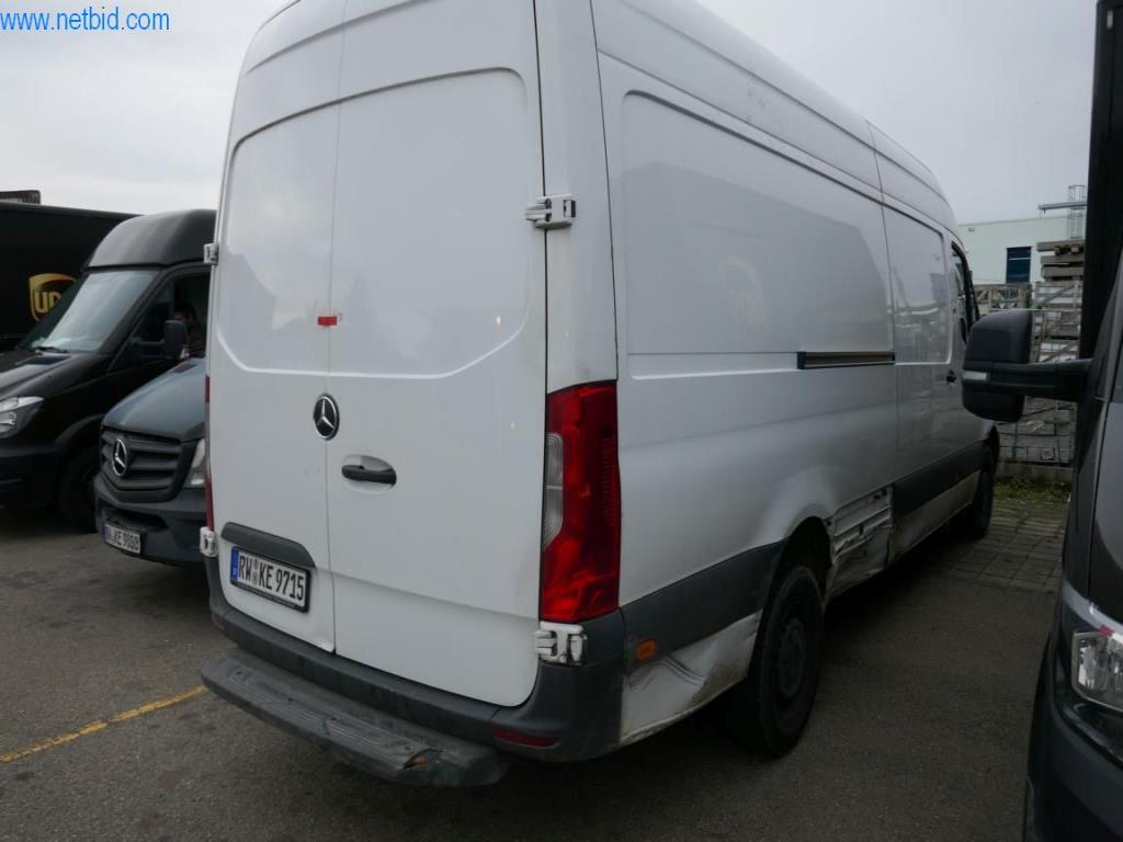 Pojazdy służbowe-1