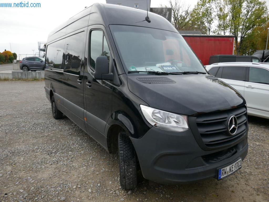 Pojazdy służbowe-2