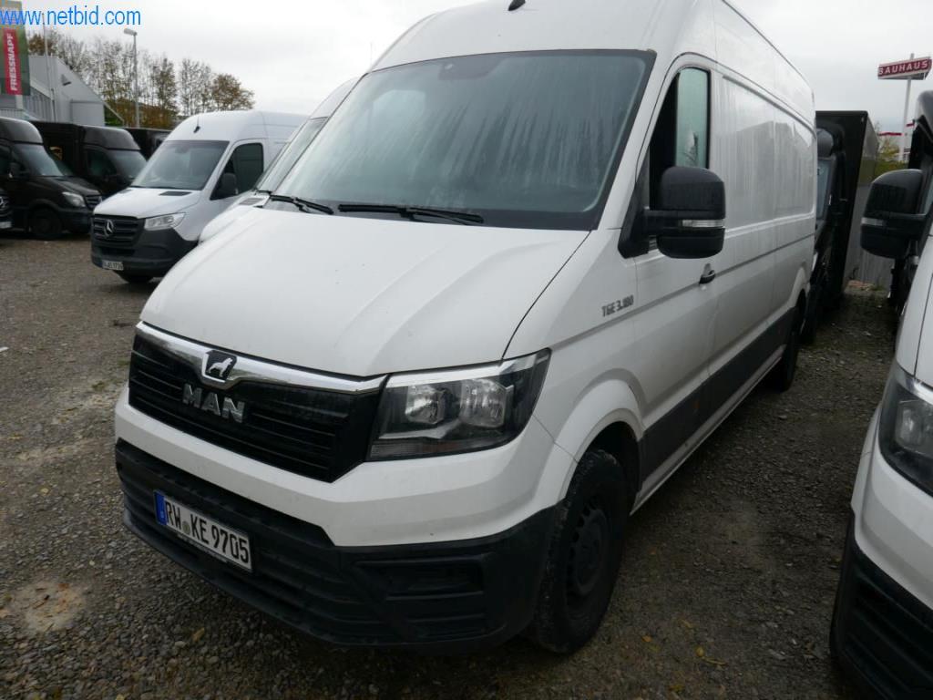 Pojazdy służbowe-1