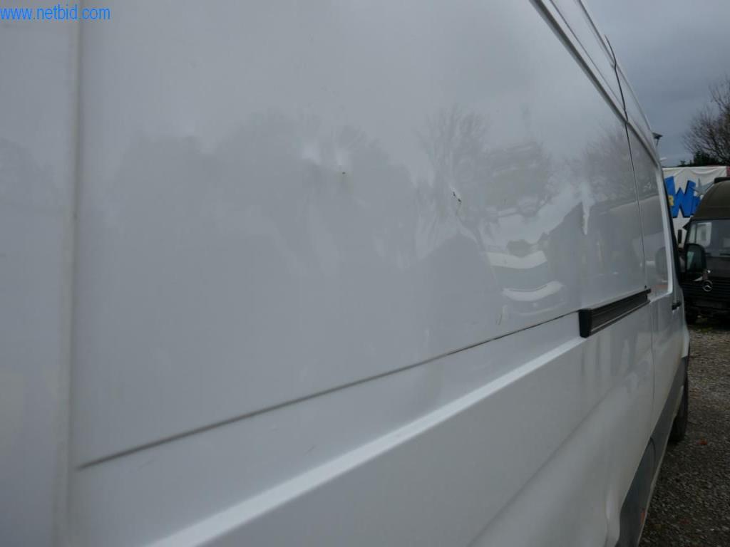 Pojazdy służbowe-11