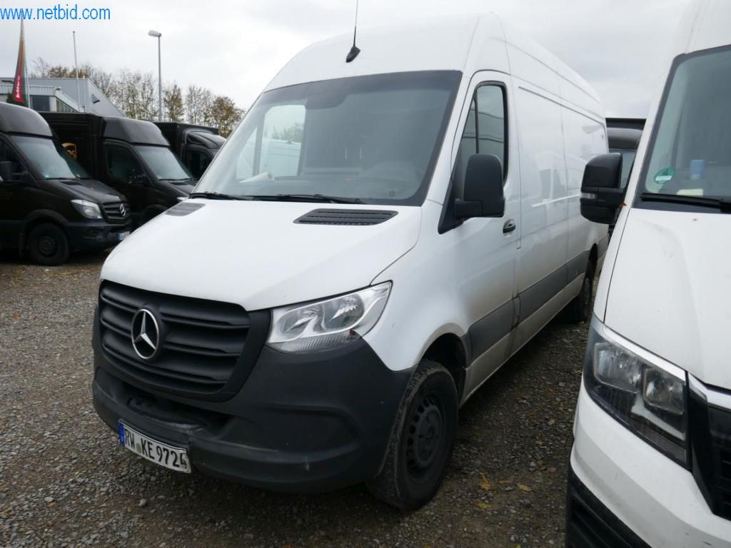 Pojazdy służbowe-2