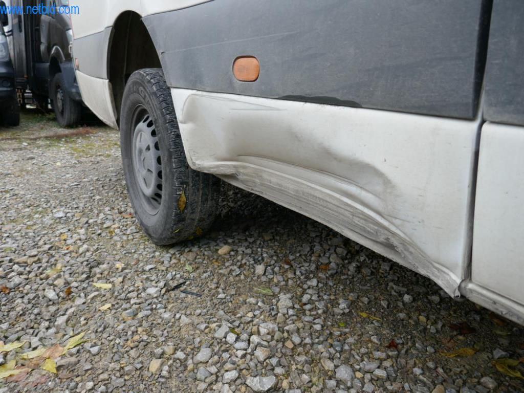 Pojazdy służbowe-7