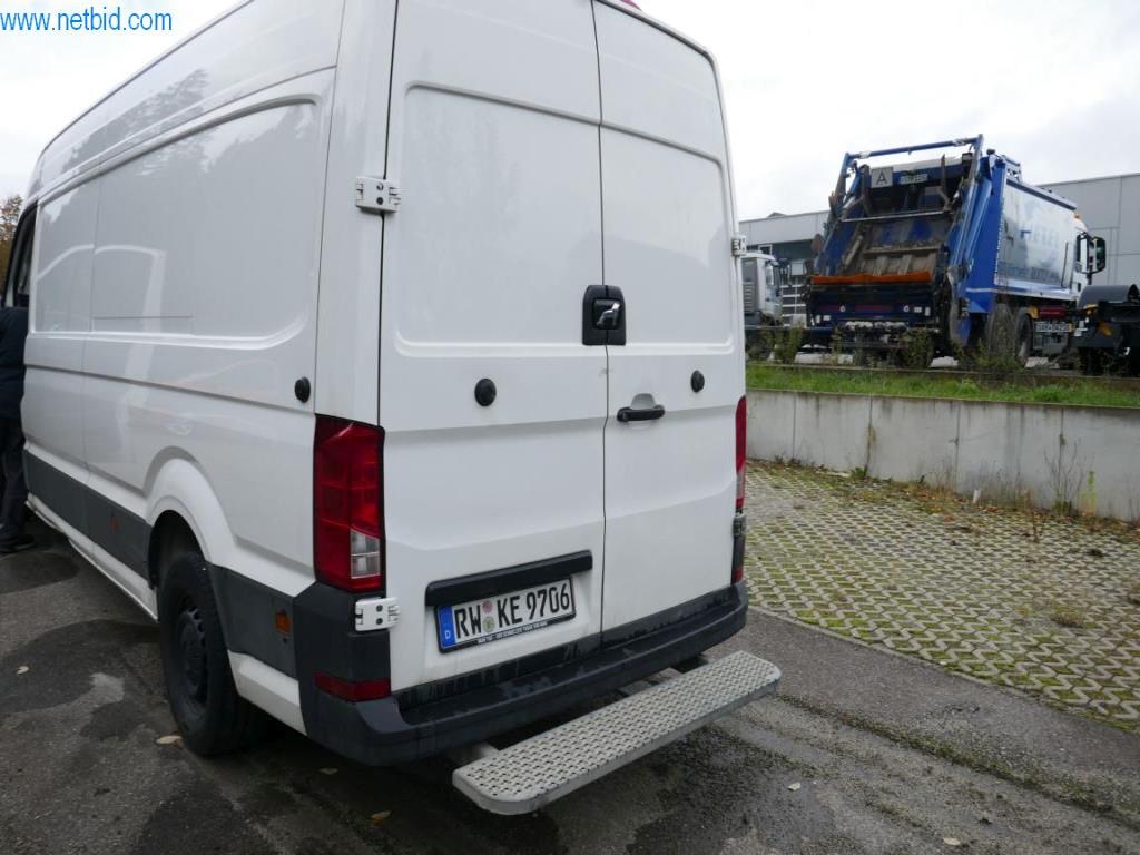 Pojazdy służbowe-12