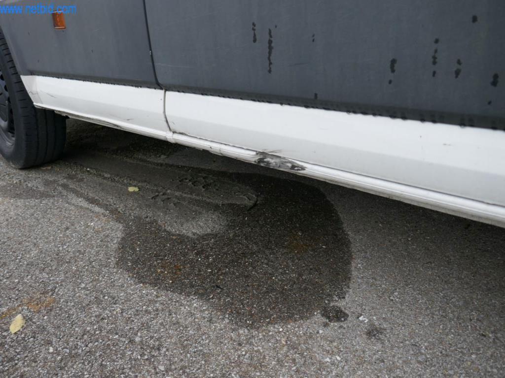 Pojazdy służbowe-7