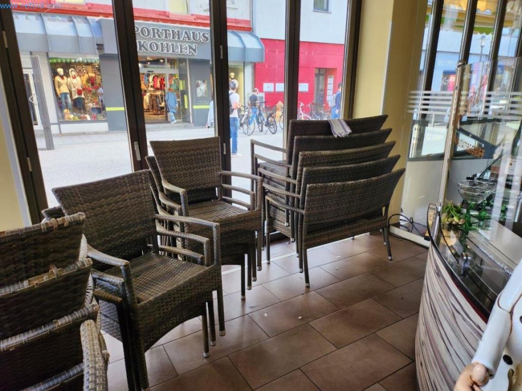 Equipos y máquinas de panadería, máquinas de confitería, equipos de almacén, parque de vehículos-1