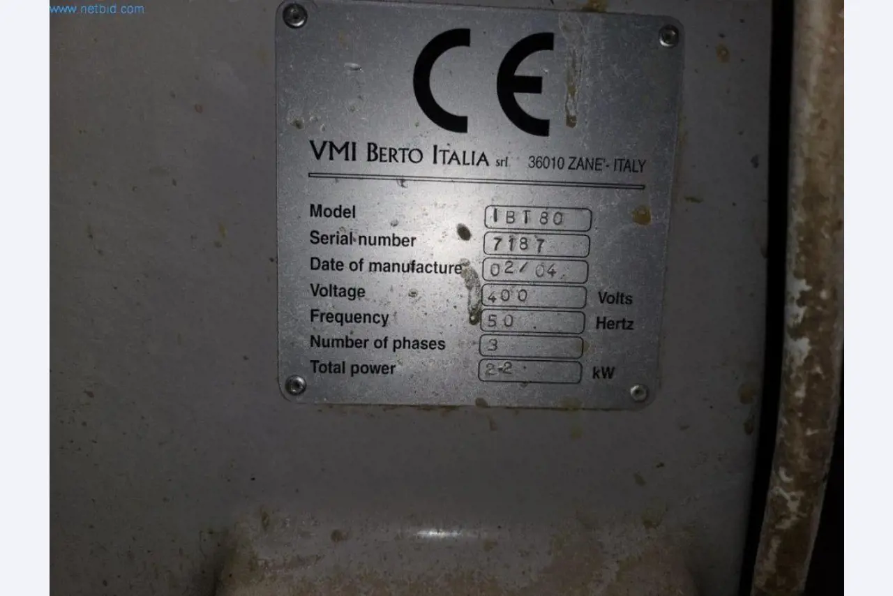 Equipement et machines de boulangerie, machines de pâtisserie, équipement de stockage, parc de véhicules-4