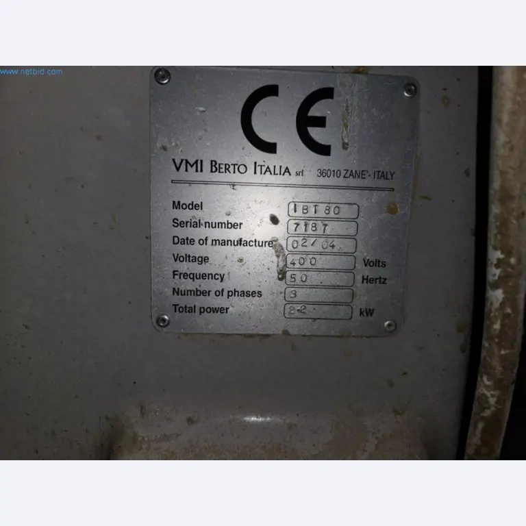 Equipement et machines de boulangerie, machines de pâtisserie, équipement de stockage, parc de véhicules-4