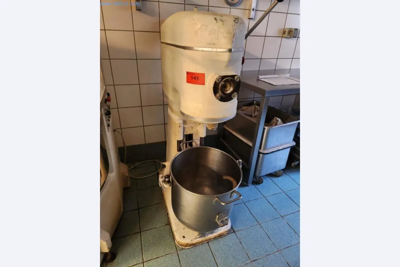 Uitrusting en machines voor bakkerijen, machines voor banketbakkerijen, magazijnuitrusting, wagenpark-1