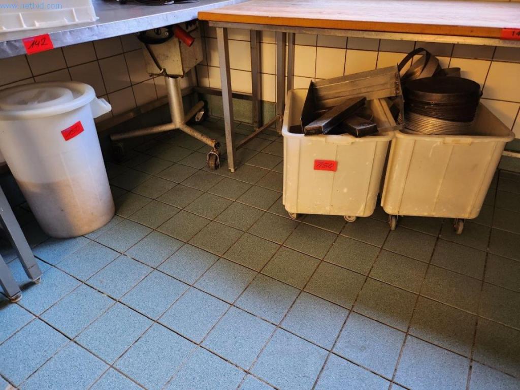 Pekařská zařízení a stroje, cukrářské stroje, vybavení skladů, vozový park-7