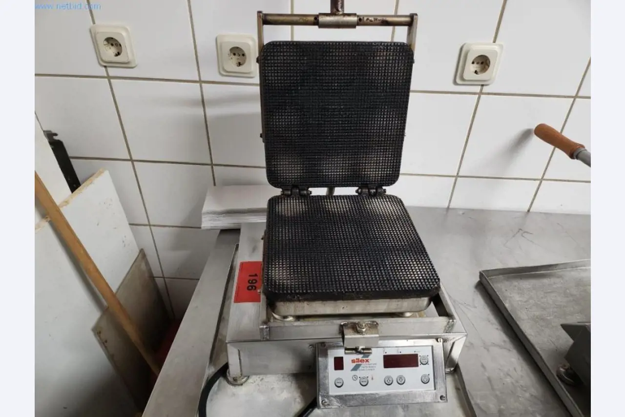 Uitrusting en machines voor bakkerijen, machines voor banketbakkerijen, magazijnuitrusting, wagenpark-1