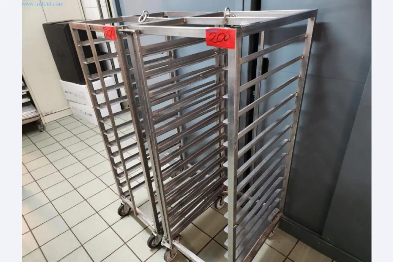 Sprzęt i maszyny piekarnicze, maszyny cukiernicze, wyposażenie magazynów, flota pojazdów-1