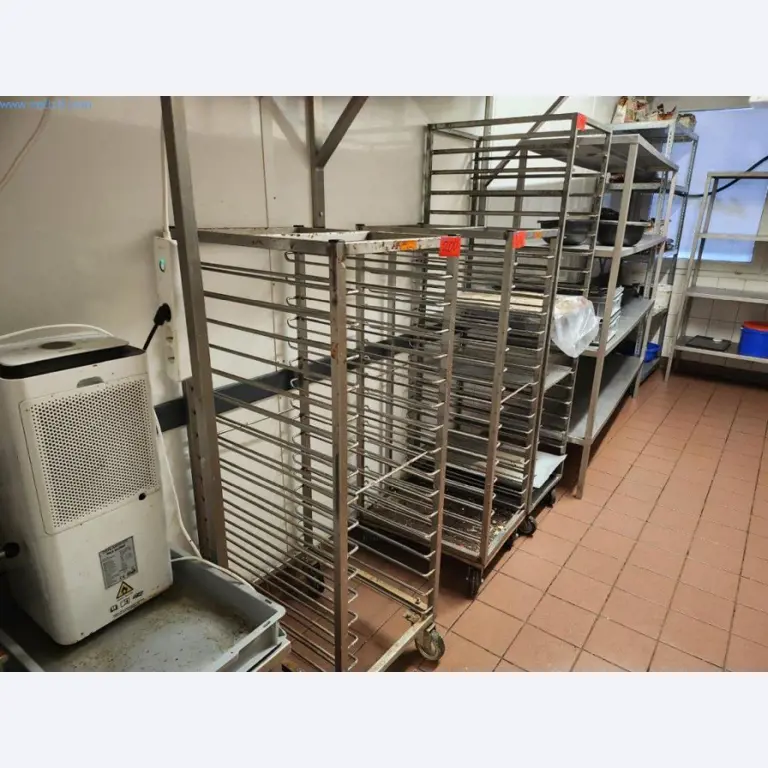 Sprzęt i maszyny piekarnicze, maszyny cukiernicze, wyposażenie magazynów, flota pojazdów-2