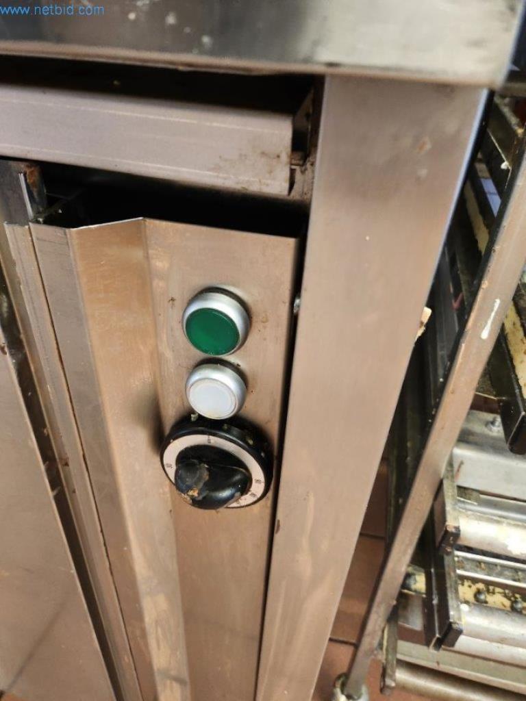 Sprzęt i maszyny piekarnicze, maszyny cukiernicze, wyposażenie magazynów, flota pojazdów-2