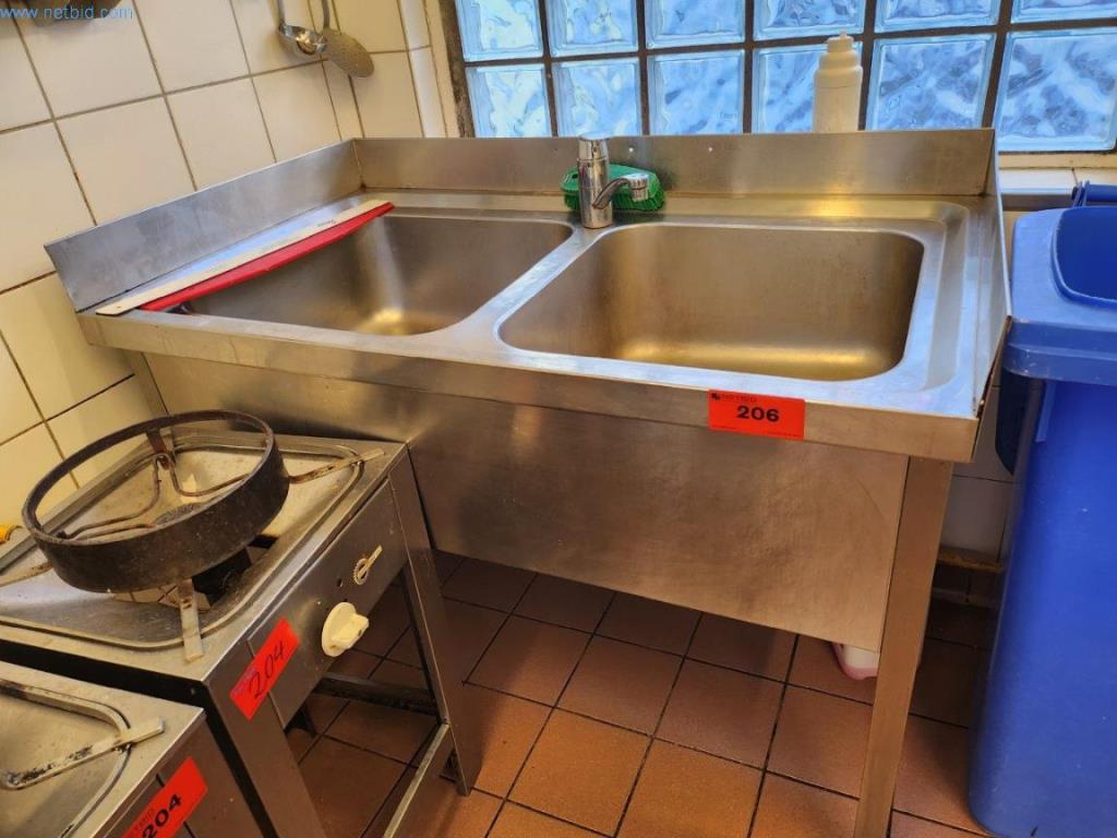 Sprzęt i maszyny piekarnicze, maszyny cukiernicze, wyposażenie magazynów, flota pojazdów-1