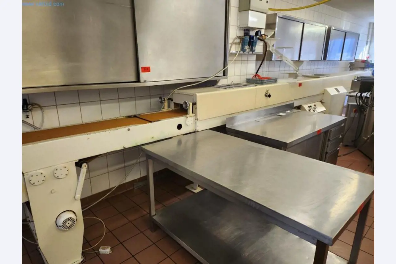 Pekařská zařízení a stroje, cukrářské stroje, vybavení skladů, vozový park-1