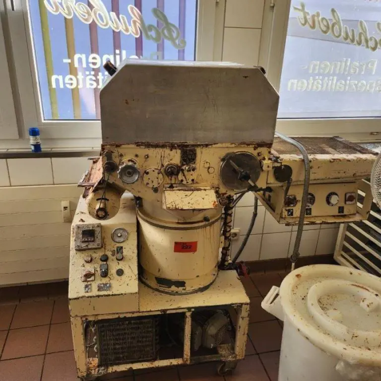 Praline dosing machine Sollich