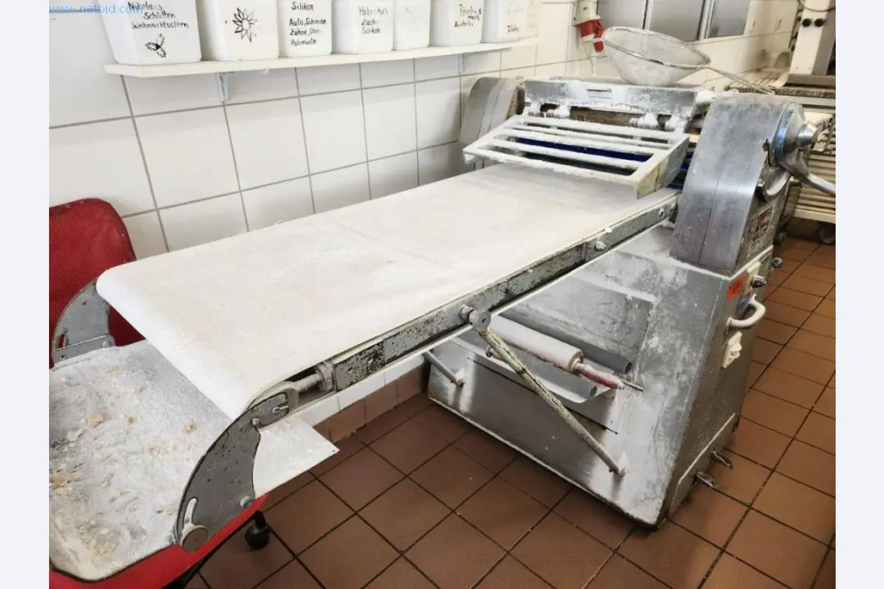 Uitrusting en machines voor bakkerijen, machines voor banketbakkerijen, magazijnuitrusting, wagenpark-3