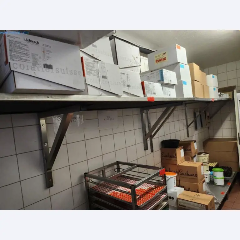 Uitrusting en machines voor bakkerijen, machines voor banketbakkerijen, magazijnuitrusting, wagenpark-1