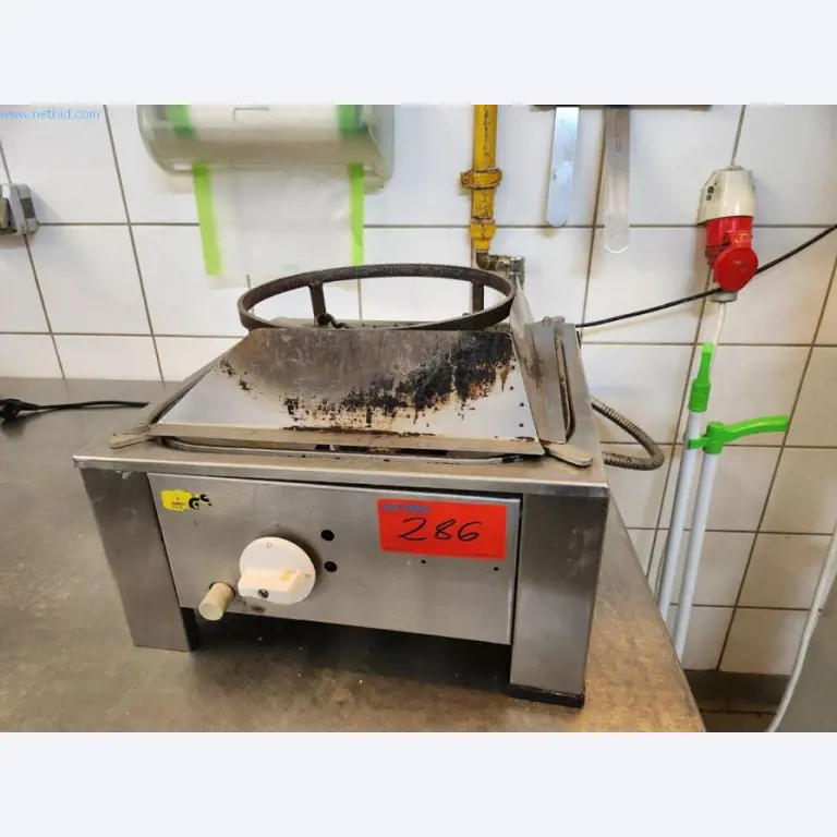 Sprzęt i maszyny piekarnicze, maszyny cukiernicze, wyposażenie magazynów, flota pojazdów-2