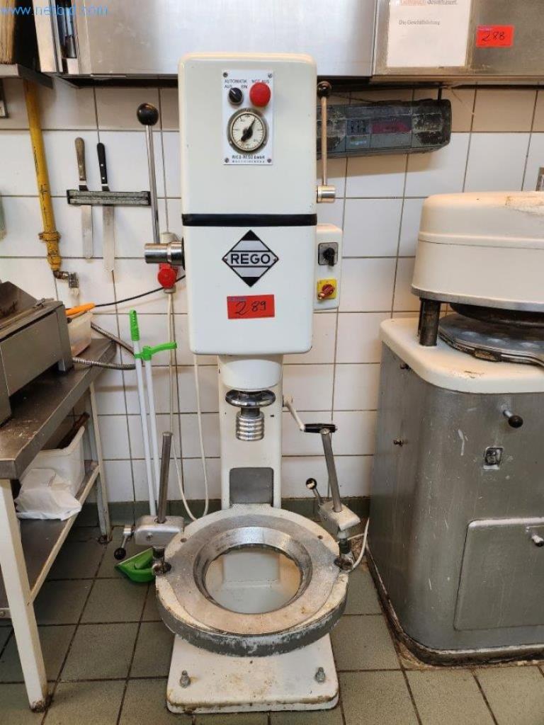 Bäckereieinrichtung- und Maschinen, Konditoreimaschinen, Lagereinrichtung, Fuhrpark-1