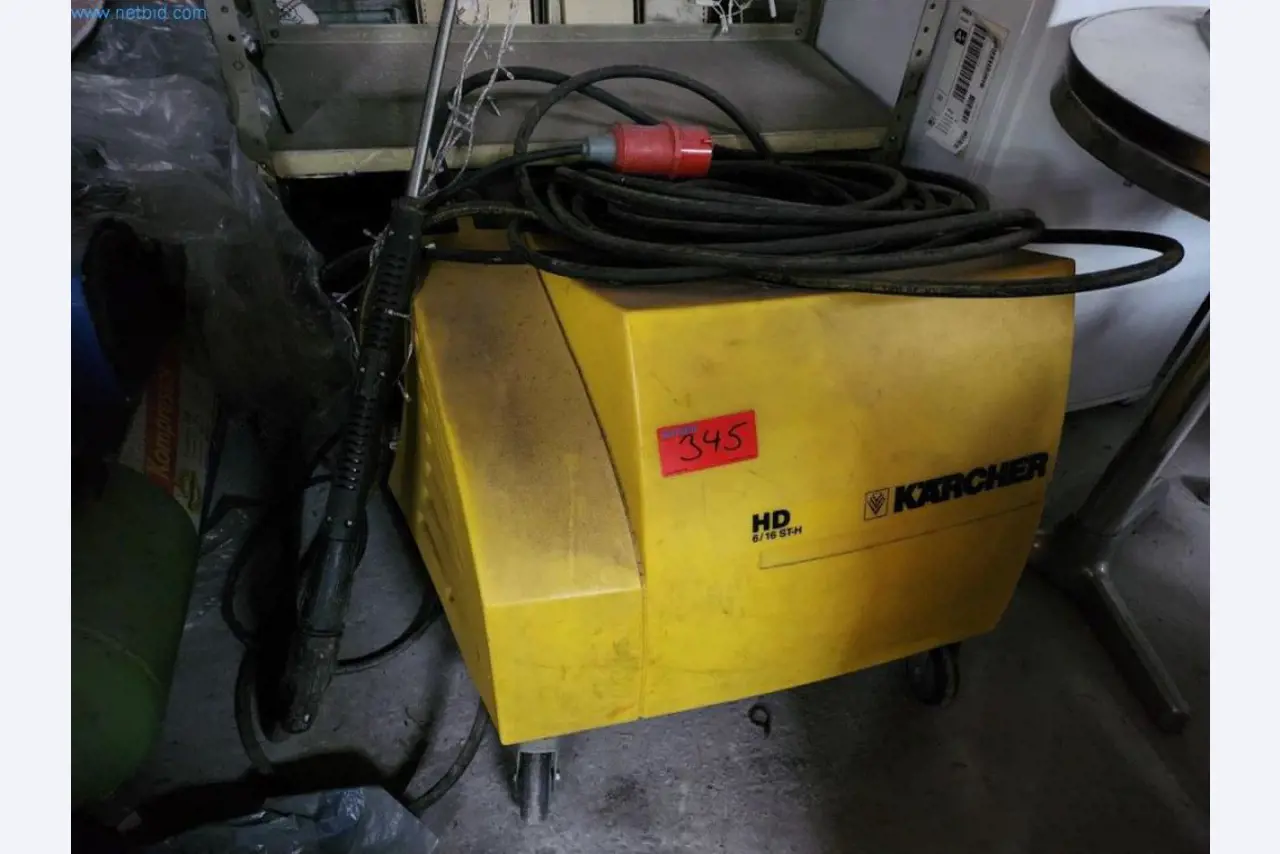 Sprzęt i maszyny piekarnicze, maszyny cukiernicze, wyposażenie magazynów, flota pojazdów-1