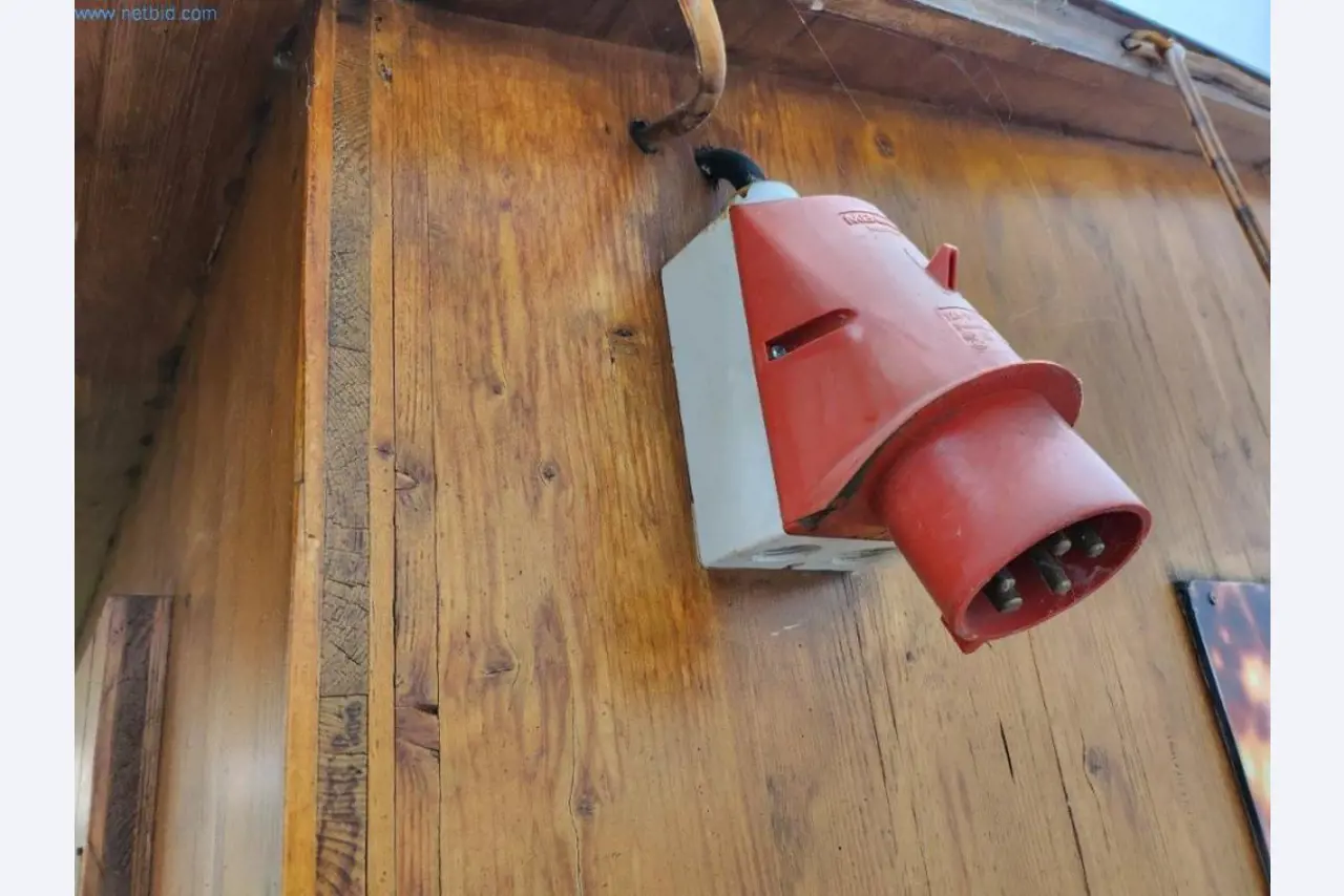 Uitrusting en machines voor bakkerijen, machines voor banketbakkerijen, magazijnuitrusting, wagenpark-6