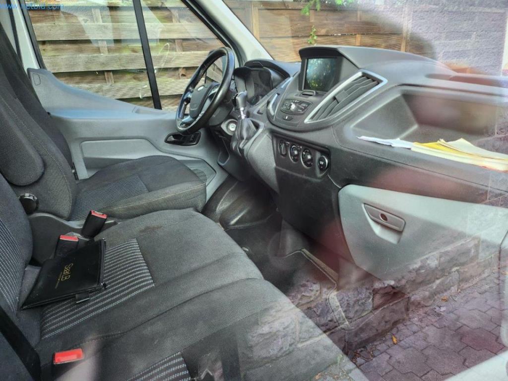 Equipement et machines de boulangerie, machines de pâtisserie, équipement de stockage, parc de véhicules-11