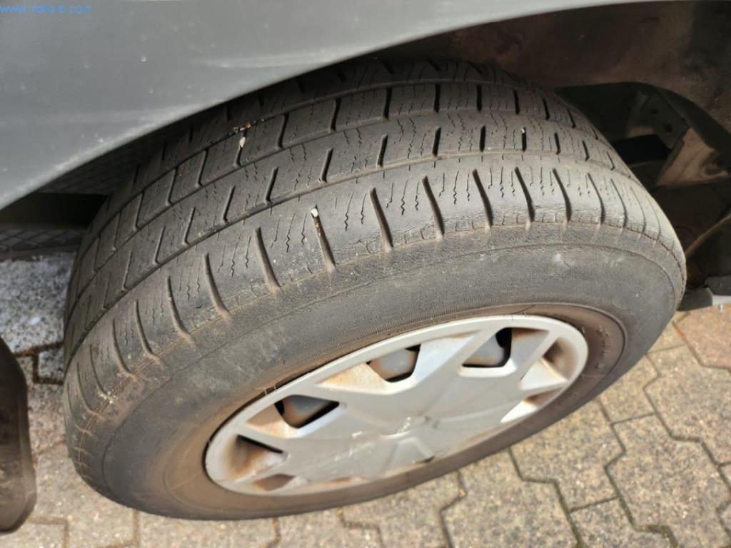 Equipement et machines de boulangerie, machines de pâtisserie, équipement de stockage, parc de véhicules-9