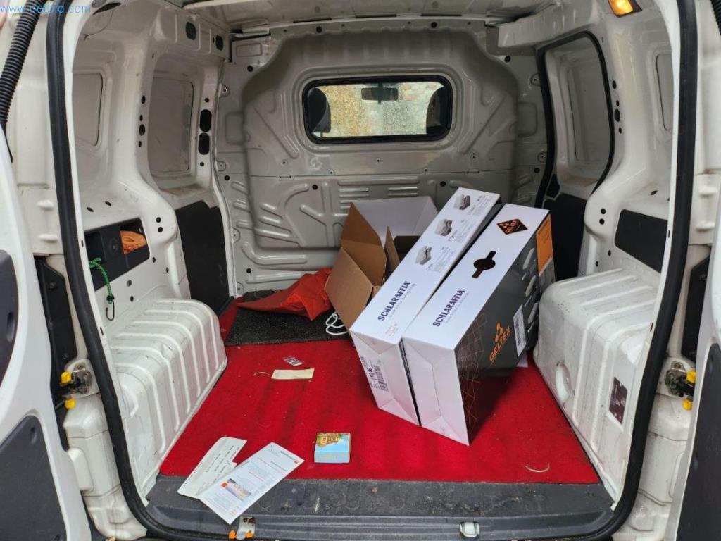 Sprzęt i maszyny piekarnicze, maszyny cukiernicze, wyposażenie magazynów, flota pojazdów-5